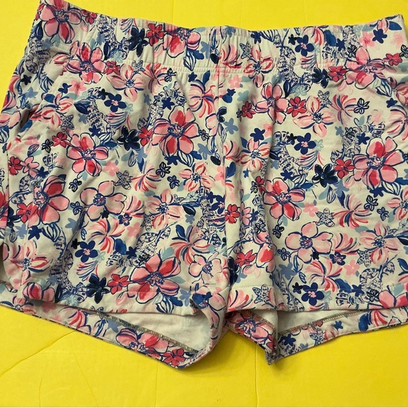 Lilly Pulitzer Kylar knit shorts sz XL Party Like a Lobstar - Picture 2 of 5